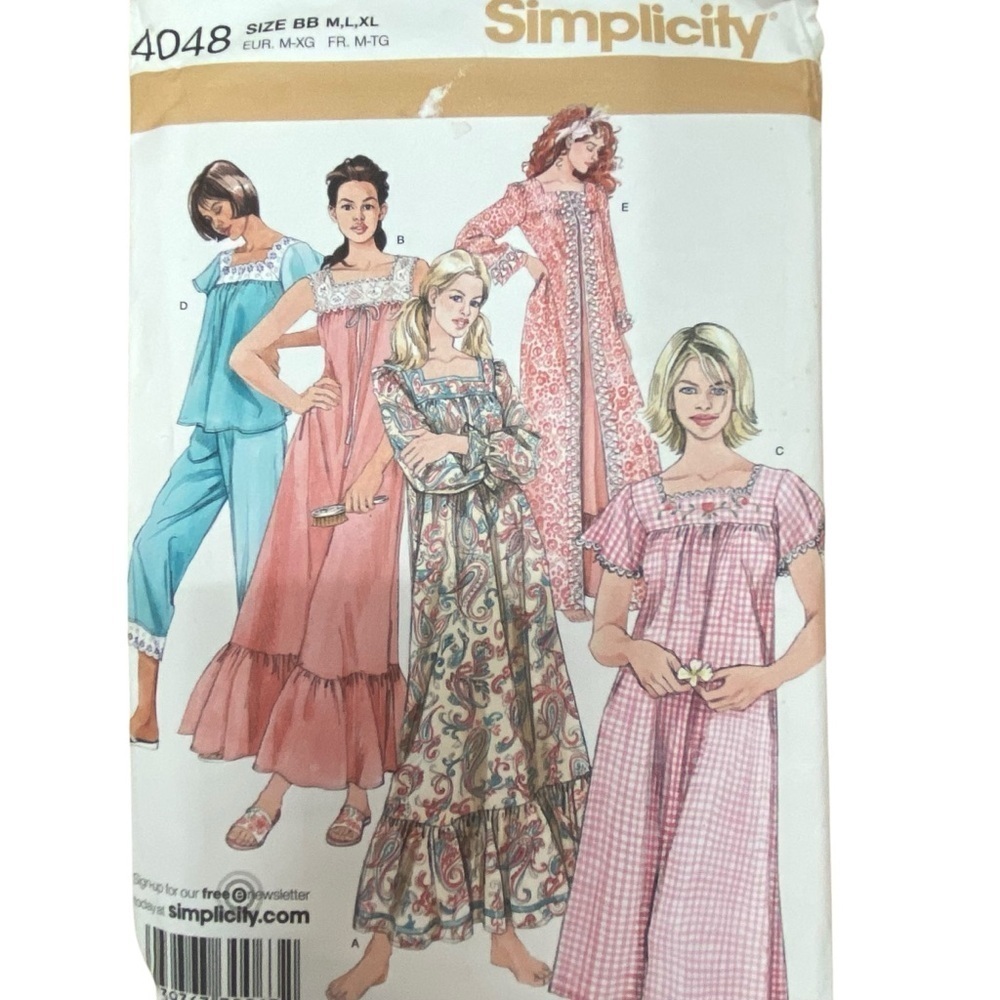 SIMPLICITY Sew Pattern 4048 Misses Nightgown, Pajamas, & Robe M-XL UNCUT